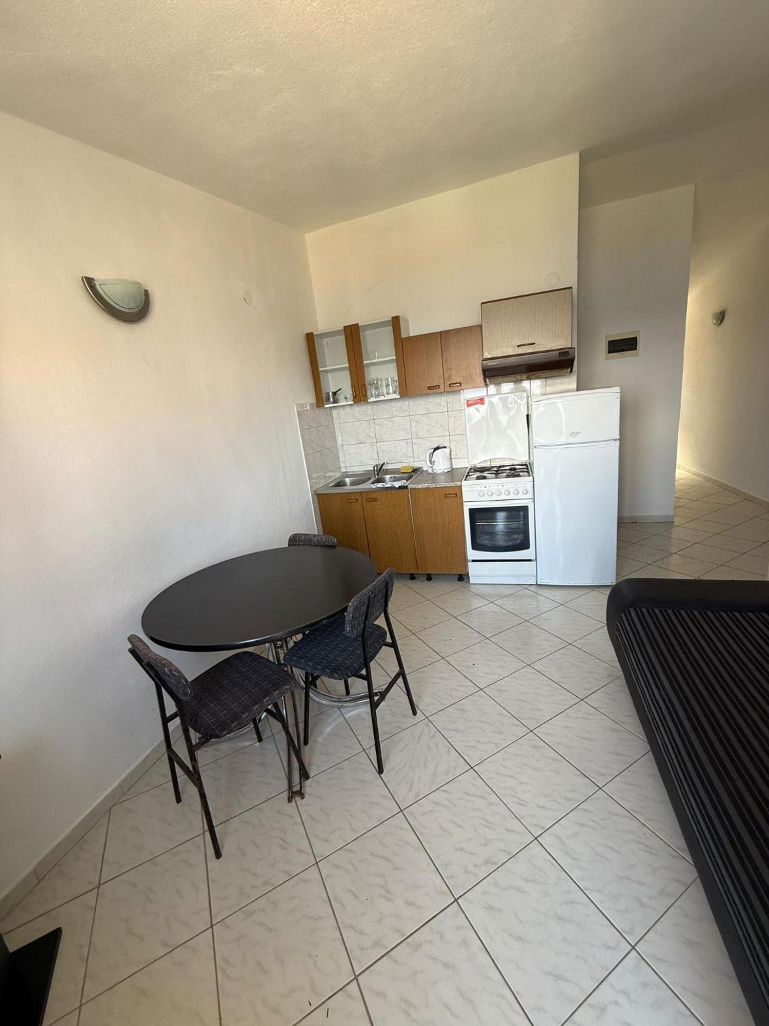 Apartments Laguna Stomorska Bilik gambar