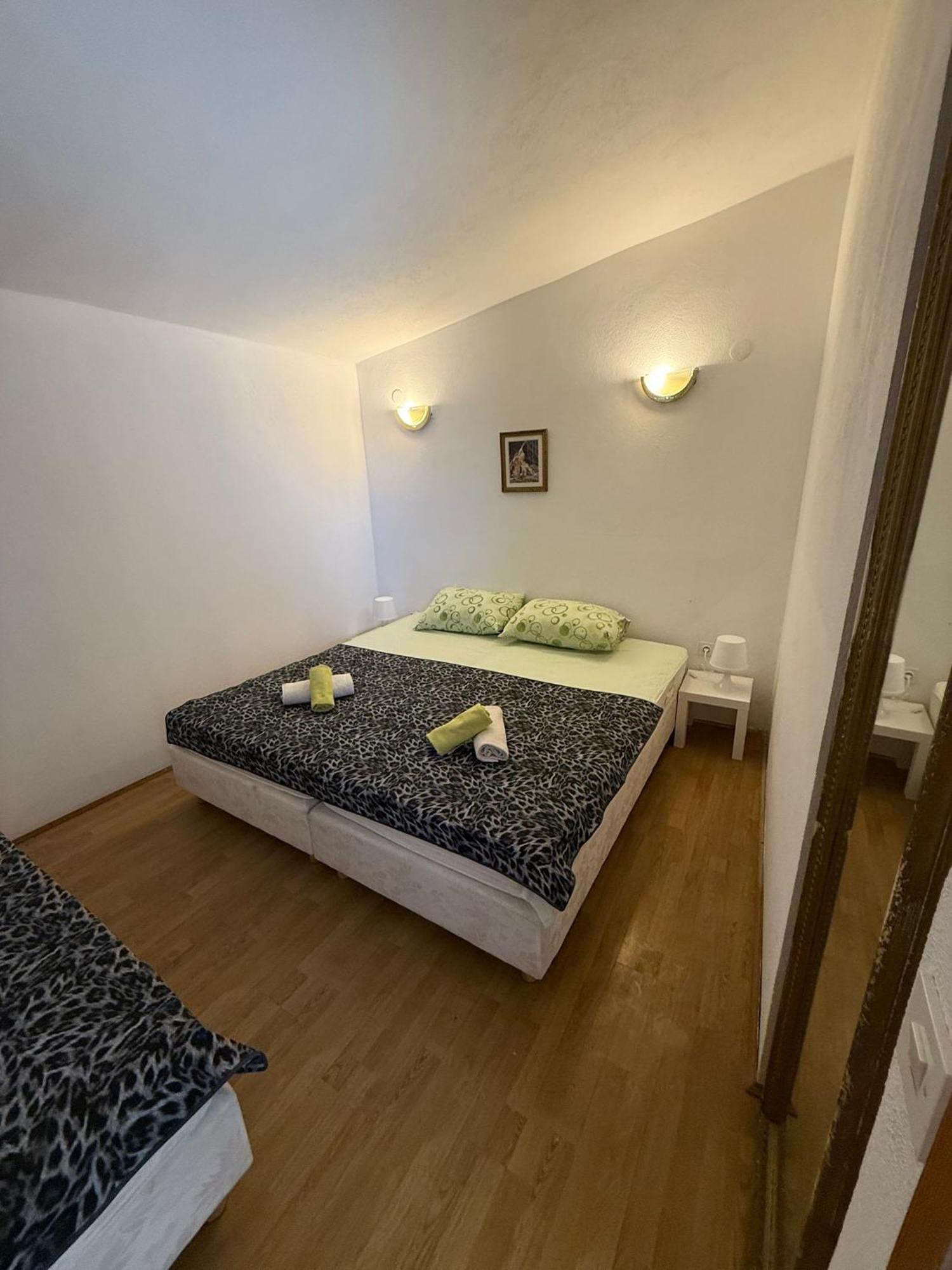 Apartments Laguna Stomorska Bilik gambar