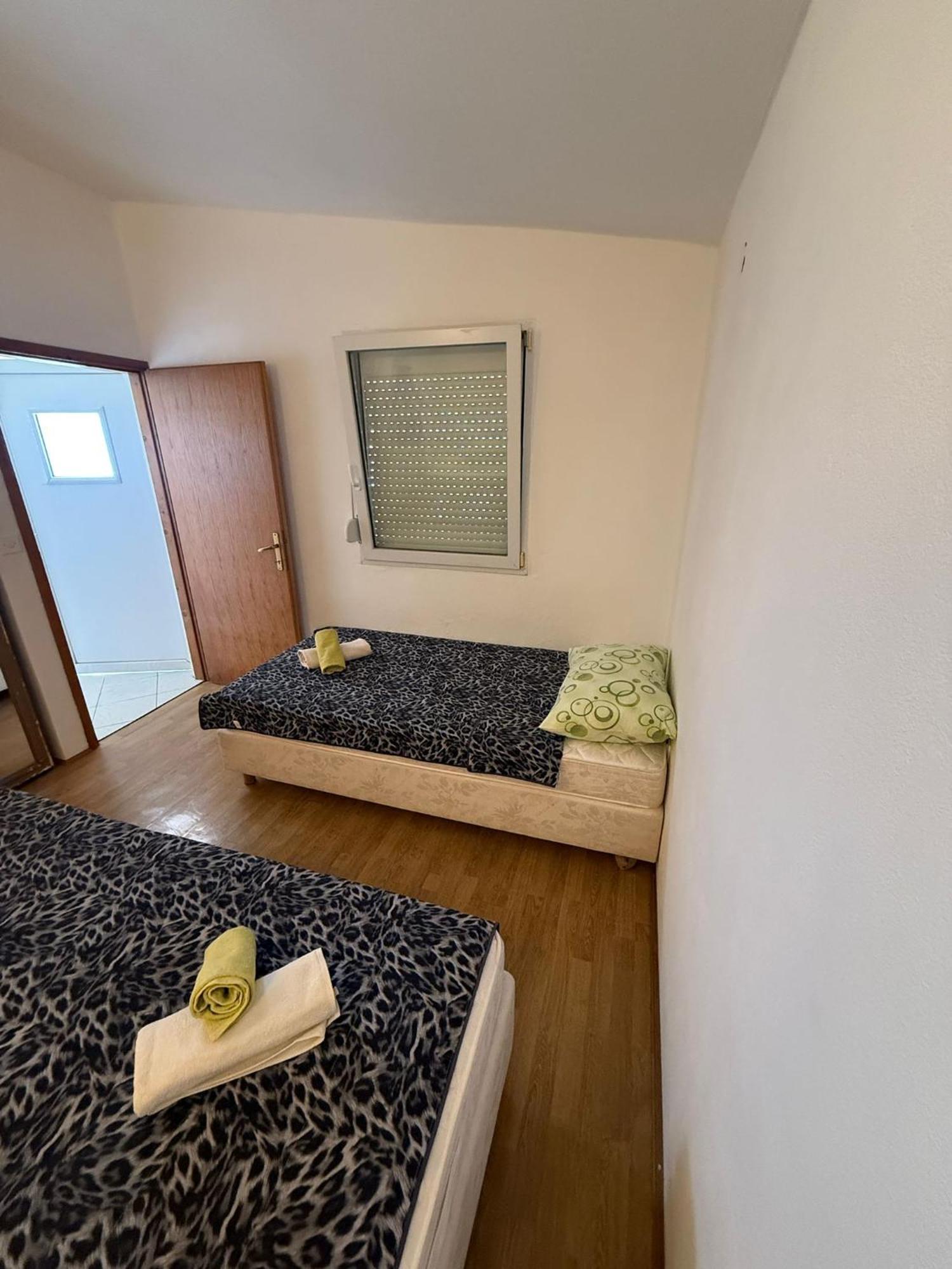 Apartments Laguna Stomorska Bilik gambar